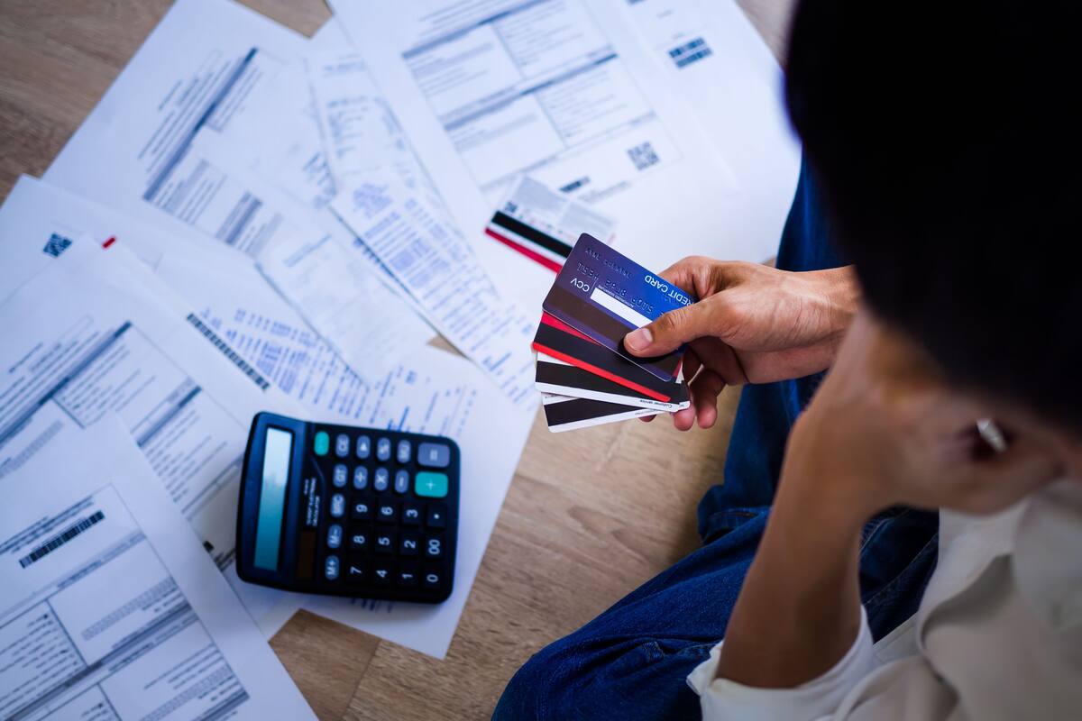 Installment debt and overdue bills: the other inflation weighing on Argentina